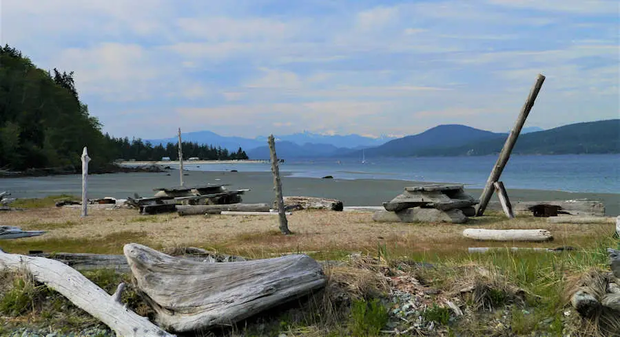 View north from Grassy Point